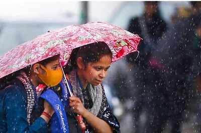 Schools, Colleges in Mumbai to Remain Closed Today After IMD's Red Alert, MU Exams Postponed