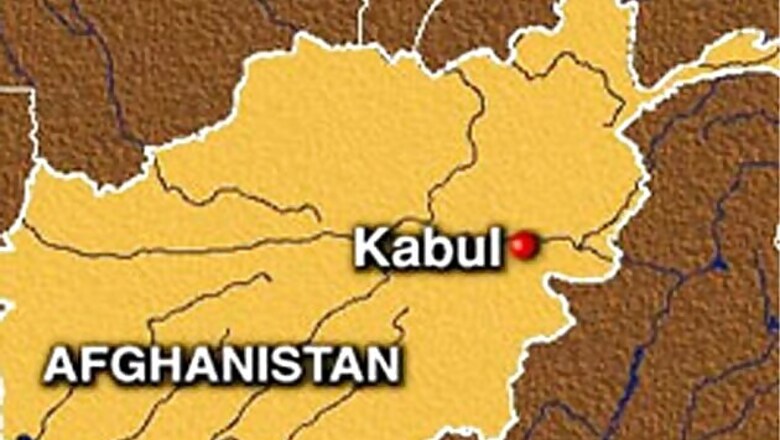 Triple suicide bomb attack targets Afghan govt building