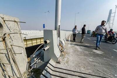 Man Dies, Friend Injured After Truck Hits Their Bike on Delhi's Signature Bridge