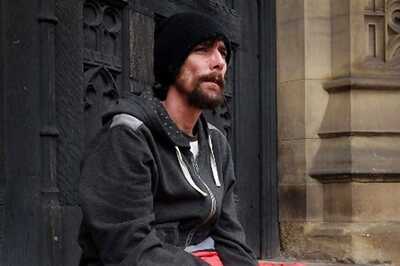 Manchester Arena Attack 'Hero' Chris Parker Jailed for Stealing from Victims