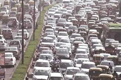 Growing Two-Wheeler Sales by Unauthorised Multi-brand Stores a Big Concern: FADA