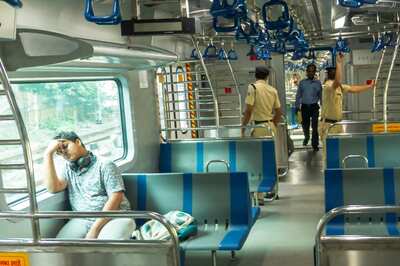 Indian Railways to Run 8 More AC Local Trains on Western Line in Mumbai from Today; Check Details