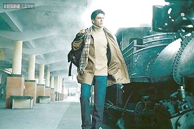'Main Hoon Na' clocks 10 years, Farah Khan nostalgic
