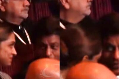 Jawan Stars Shah Rukh Khan, Deepika Padukone Sit Together, Chat At IOC Mumbai Session; Video Goes Viral