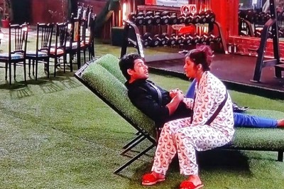 Bigg Boss 13: Shehnaz Gill Loses Cool After Sidharth Shukla Bonds With Mahira Sharma, Paras Chhabra