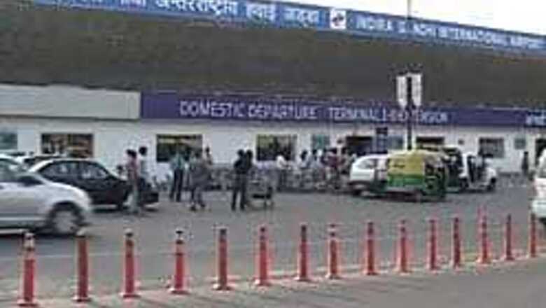 Birds, lizards on Delhi runway; 50 flights delayed