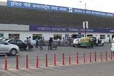 Birds, lizards on Delhi runway; 50 flights delayed