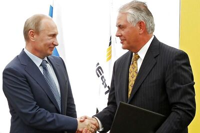 Donald Trump Selects Exxon CEO Tillerson for State Secretary Post, Dismisses Russia Ties