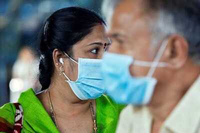 COVID-19: Face Masks Compulsory for People Stepping Outdoors in Delhi and Mumbai