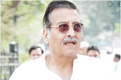 On Vinod Khanna's Birth Anniversary, Here's a Look At Some of His Memorable Films