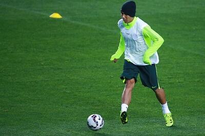 Brazil coach Dunga replaces Kaka with Firmino for World Cup qualifiers