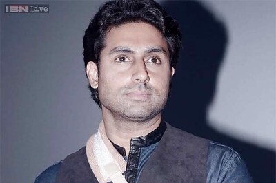 Abhishek Bachchan injures his elbow, says 'mard ko dard nahi hota'