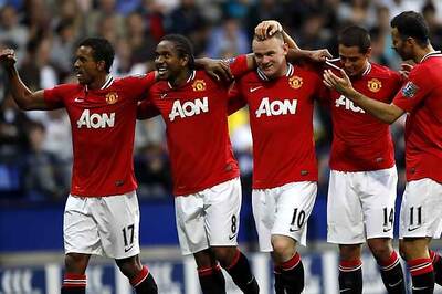 Table-topping United face testing nine days