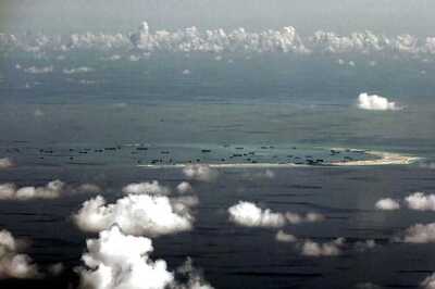 US demands immediate halt to South China Sea reclamations