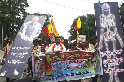 Kannada Group Holds Protest Against Baahubali Actor Sathyaraj