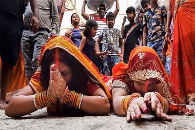 Delhi Govt Asks Chhath Puja Committees to Have Cracker and Plastic-free Celebrations