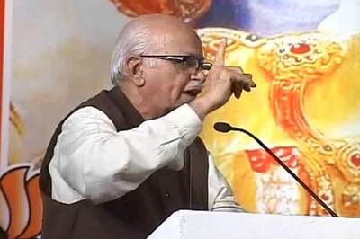 Our rank, file should be above board on graft: Advani