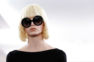 Paris Fashion Week Makes the Case for 'French Girl' Makeup