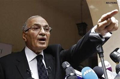 Egypt's two contenders for president vie for votes