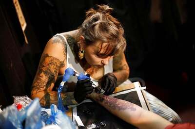 Muscle Exertions, Neck Pain: The Plight Of Tattoo Artists