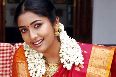 Navya Nair replaces Meena in Kannada remake of 'Drishyam'