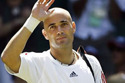 Nadal bids Agassi Wimbledon farewell