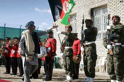 NATO mulls paying for Afghan forces after 2014