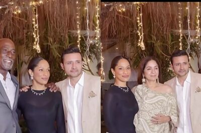 Masaba Gupta Poses With Vivian Richards at Her Wedding Party; Netizens Call Her Outfit 'Blunder'