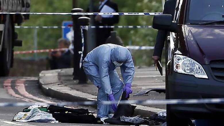UK: Woman onlooker told the London attacker that he will lose