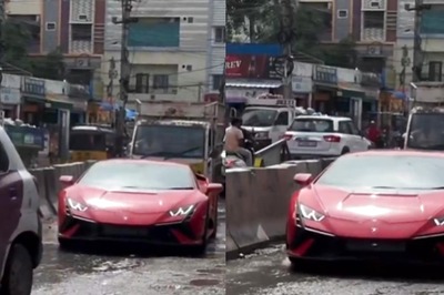 Viral Clip Shows Lamborghini Struggling On Telangana Roads, Internet Says, ‘Road Tax Down The Drain’