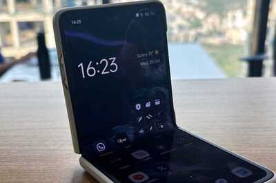 Apple To Launch Its Flip iPhone Foldable But It Won’t Be Next Year