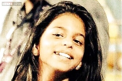 Shah Rukh Khan showers blessings on daughter Suhana as she turns 14