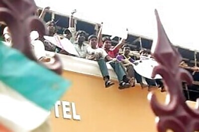 Hyderabad tense after suicide bid for Telangana