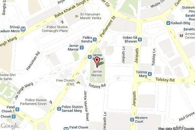 20 including policemen injured as protests over quota turn violent at Jantar Mantar