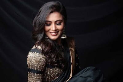 Kannada Actress Neha Gowda Gets All Glammed Up In A Black Saree; Have A Look