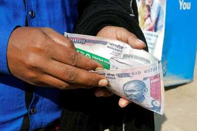 No Rs 1000 Notes Now; Govt Asks People Not to Overdraw From ATMs