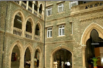Issue Guidelines For Parties Over Illegal Banners: Bombay HC Tells EC