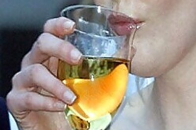 Stay sober on New Year's, get chocolate from cops