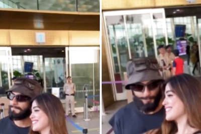 Watch: Dad-to-be Ranveer Singh Waits For Fan To Fix Her Selfie Camera