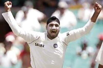 Cricket should get rid of a rogue like Bhajji: ex-umpire