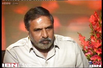 Modi is 'delusional, desperate', says Anand Sharma