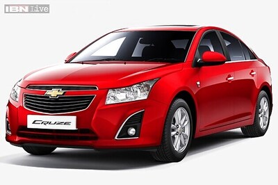 2013 Chevrolet Cruze launched in India at Rs 13.75 lakh