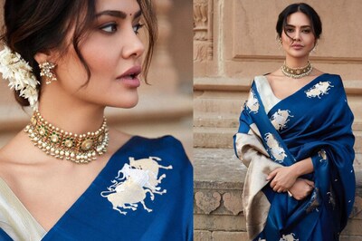 Esha Gupta Looks Dreamy And Incredibly SEXY In A Navy Blue Banarasi Silk Saree