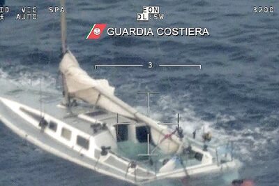 10 Migrants Drown To Death, Dozens Missing After Two Shipwrecks Off Italy