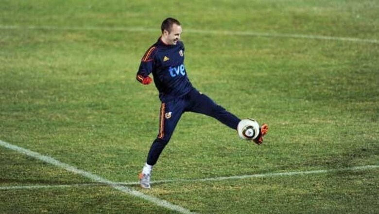 Barcelona confident Andres Iniesta will end his career at club