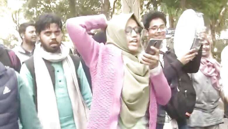Group Protests in Delhi Over Chennai Police's Lathicharge on anti-CAA Demonstrators; Many Detained