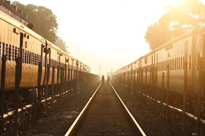2-year-old Boy, Father Run Over by Train in Bihar