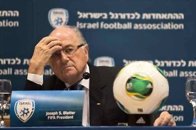 Blatter pleads for Qatar World Cup to move to winter