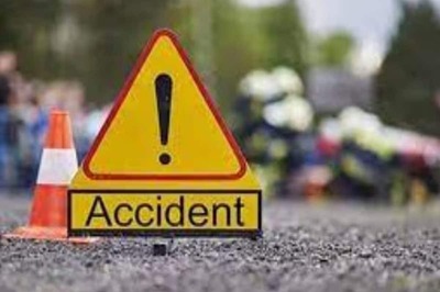 Pune: 1 Killed, 4 Injured as Mini-bus Falls into Gorge