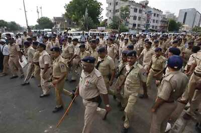Patel quota stir: Gujarat limps back to normalcy; curfew lifted